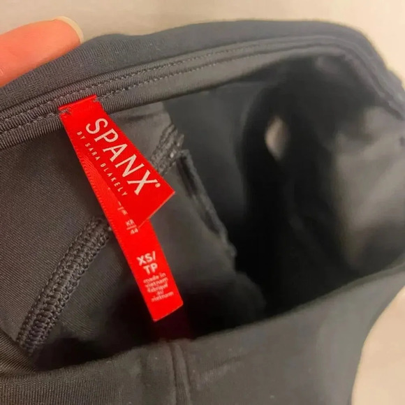 Spanx Panel Faux Leather Ponte Legging Black Size Extra Small - Picture 8 of 8